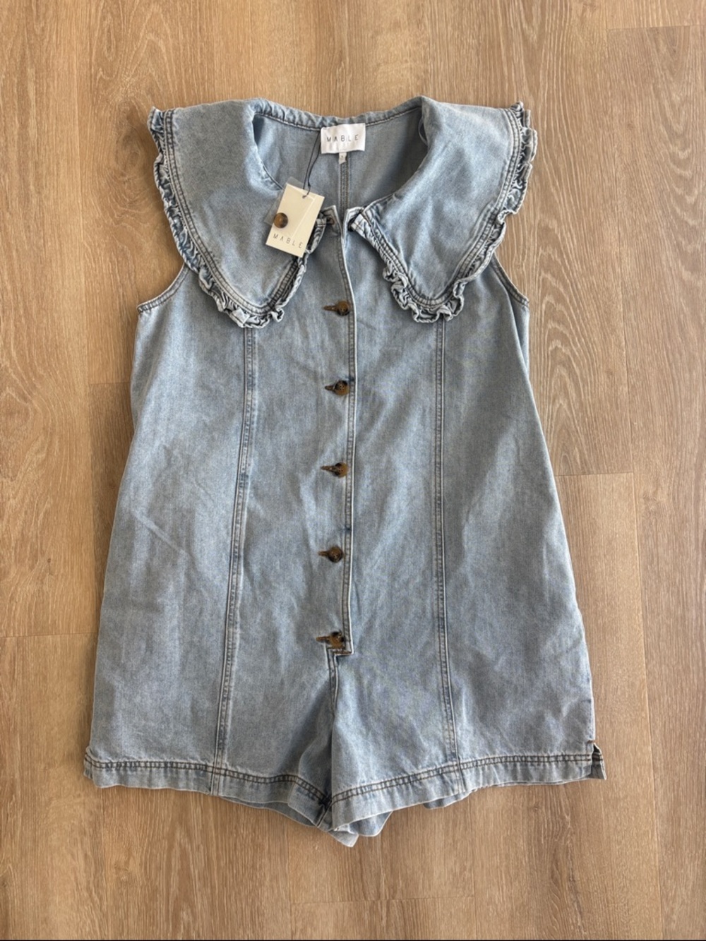 NWT MABLE BOUTIQUE ROMPER DENIM JEAN WIDE COLLAR LARGE SLEEVELESS - Picture 4 of 6